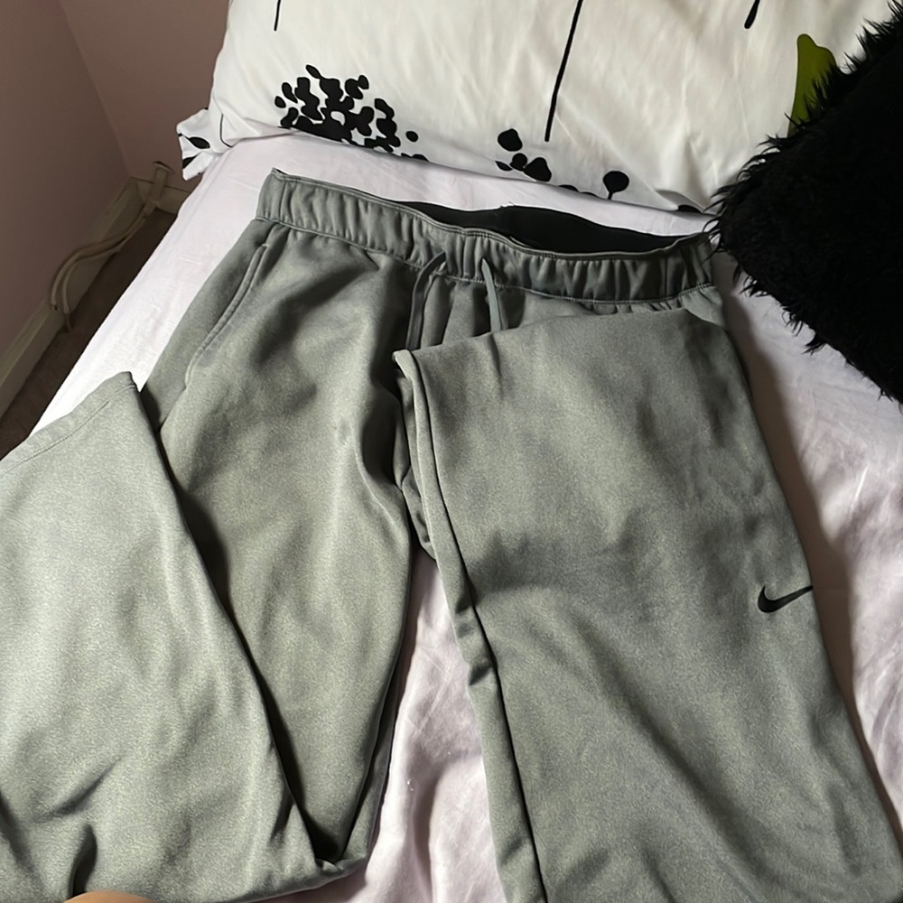 Gray Nike Sweatpants